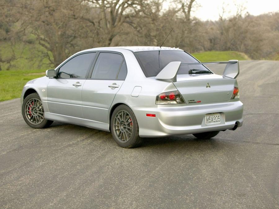  Mitsubishi Lancer Evolution IX MR 2007 года  (фото 122 из 129)